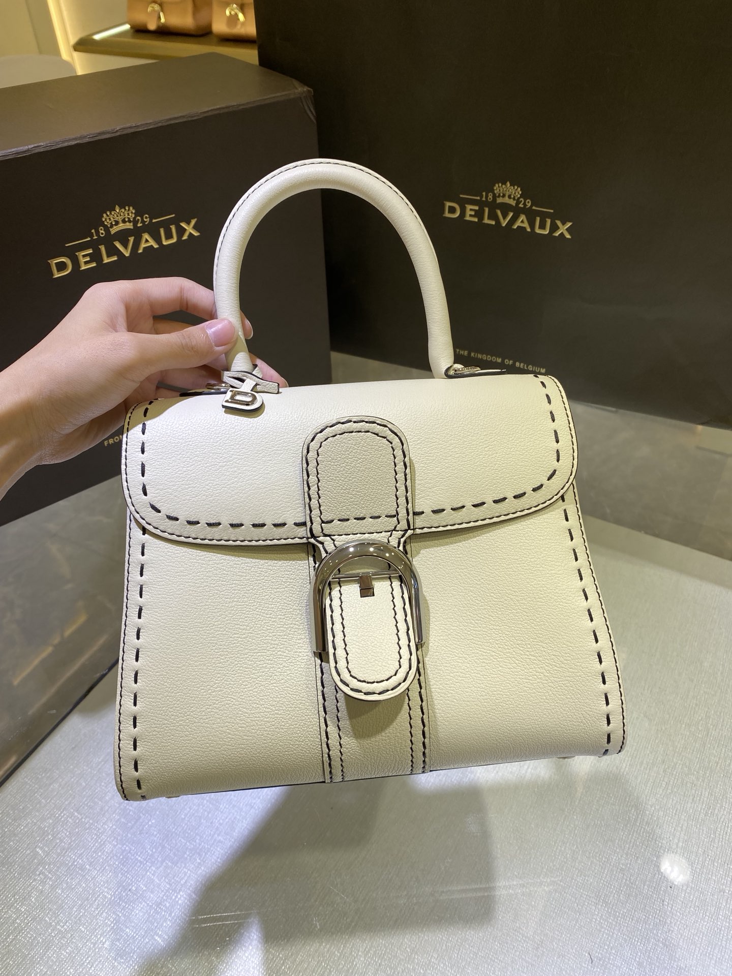 [TOP] Delvaux Brillant Bag Calfskin 24*12*19cm - White - 711 Luxury