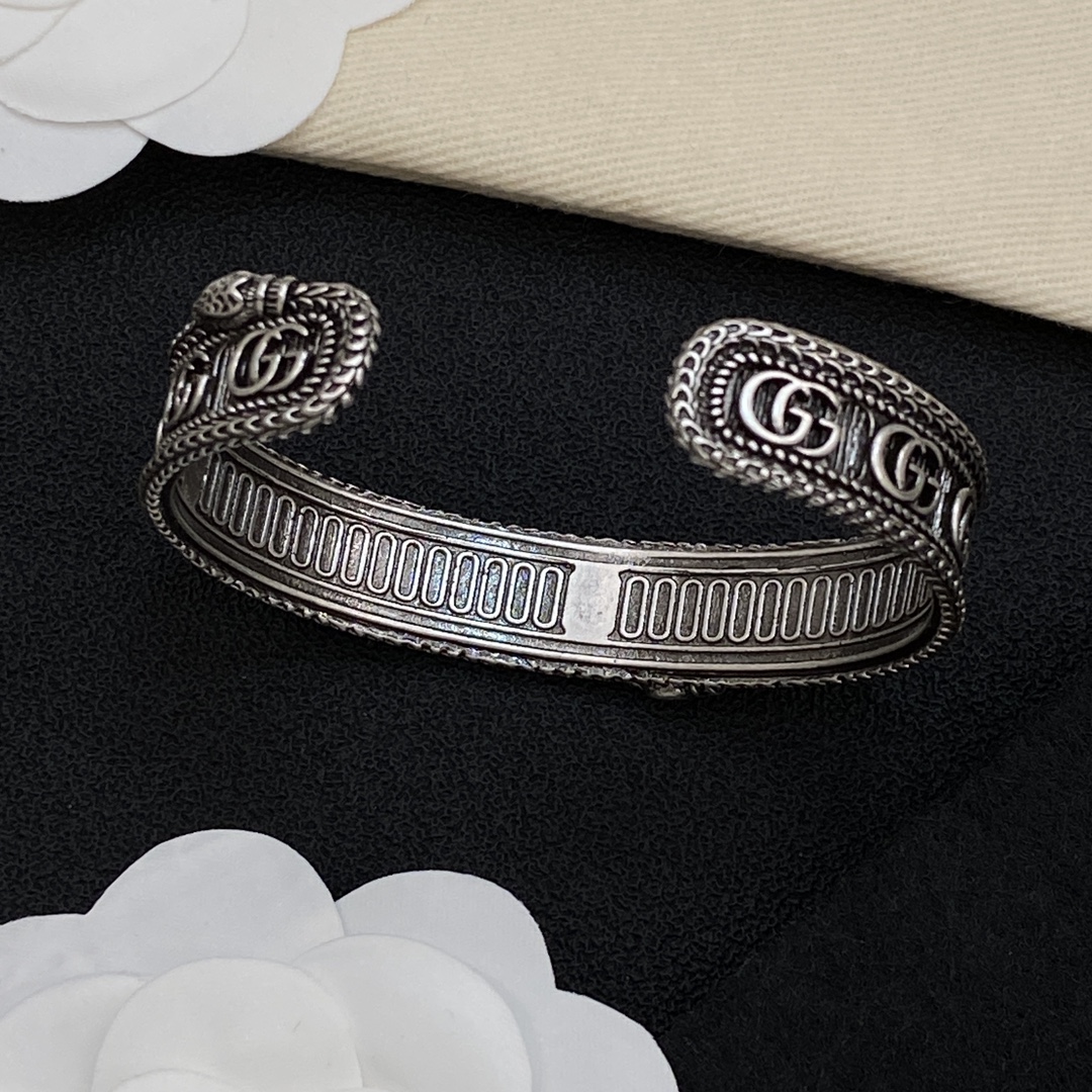 [TOP] GUCCI Bracelet - Silver