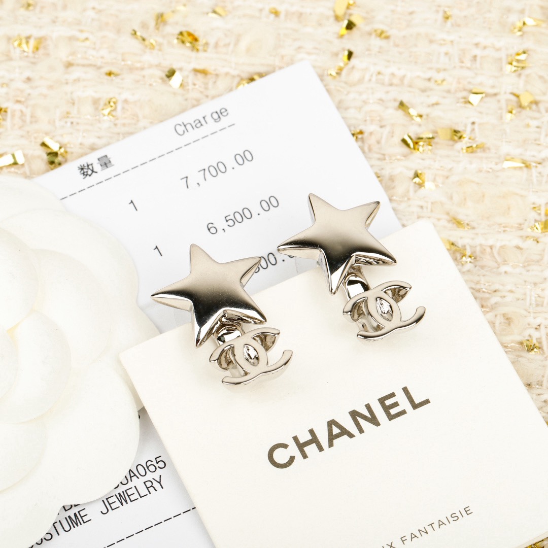 [TOP] CHANEL Earrings - 2 Color