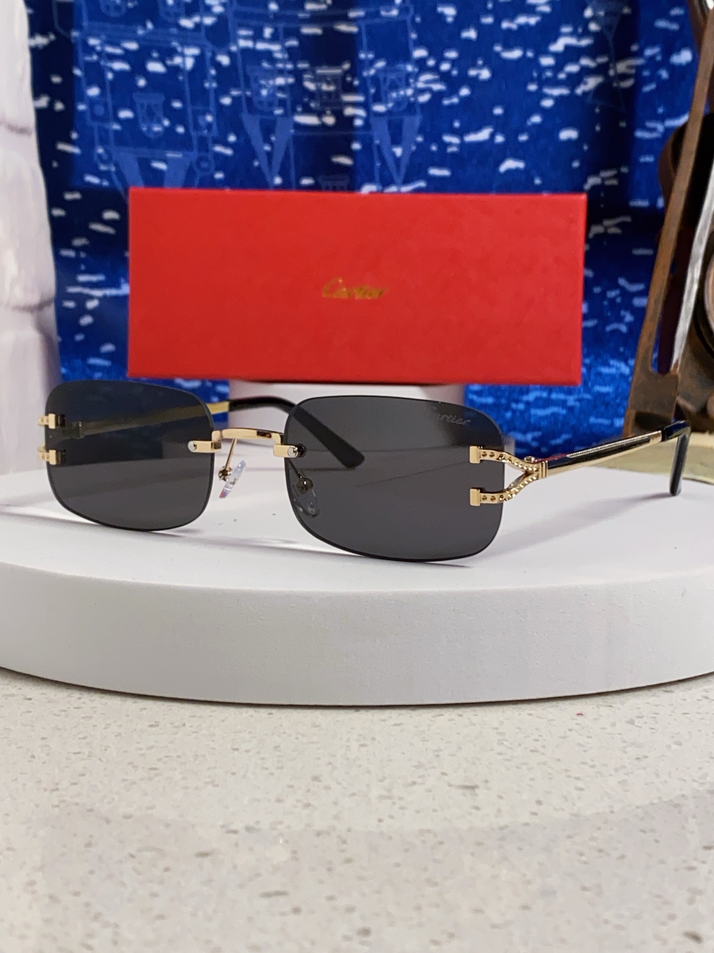 [TOP] Cartier Sunglasses - Gold - 711 Luxury
