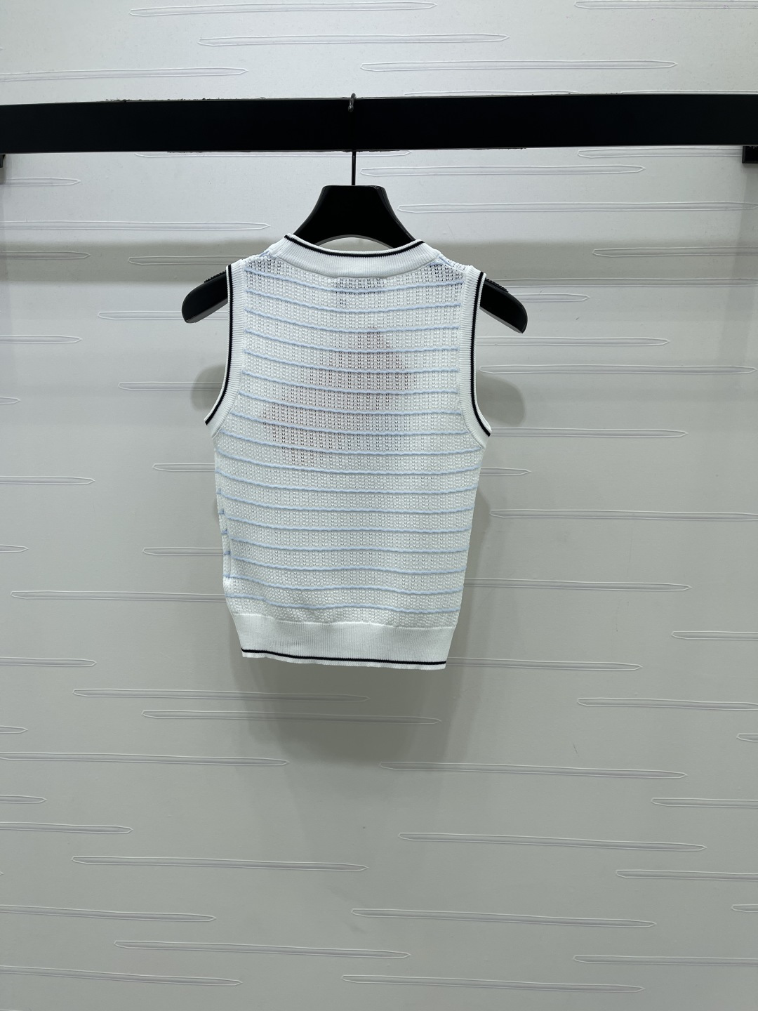[TOP] Miu Miu Knit Vest - White and Blue - 711 Luxury