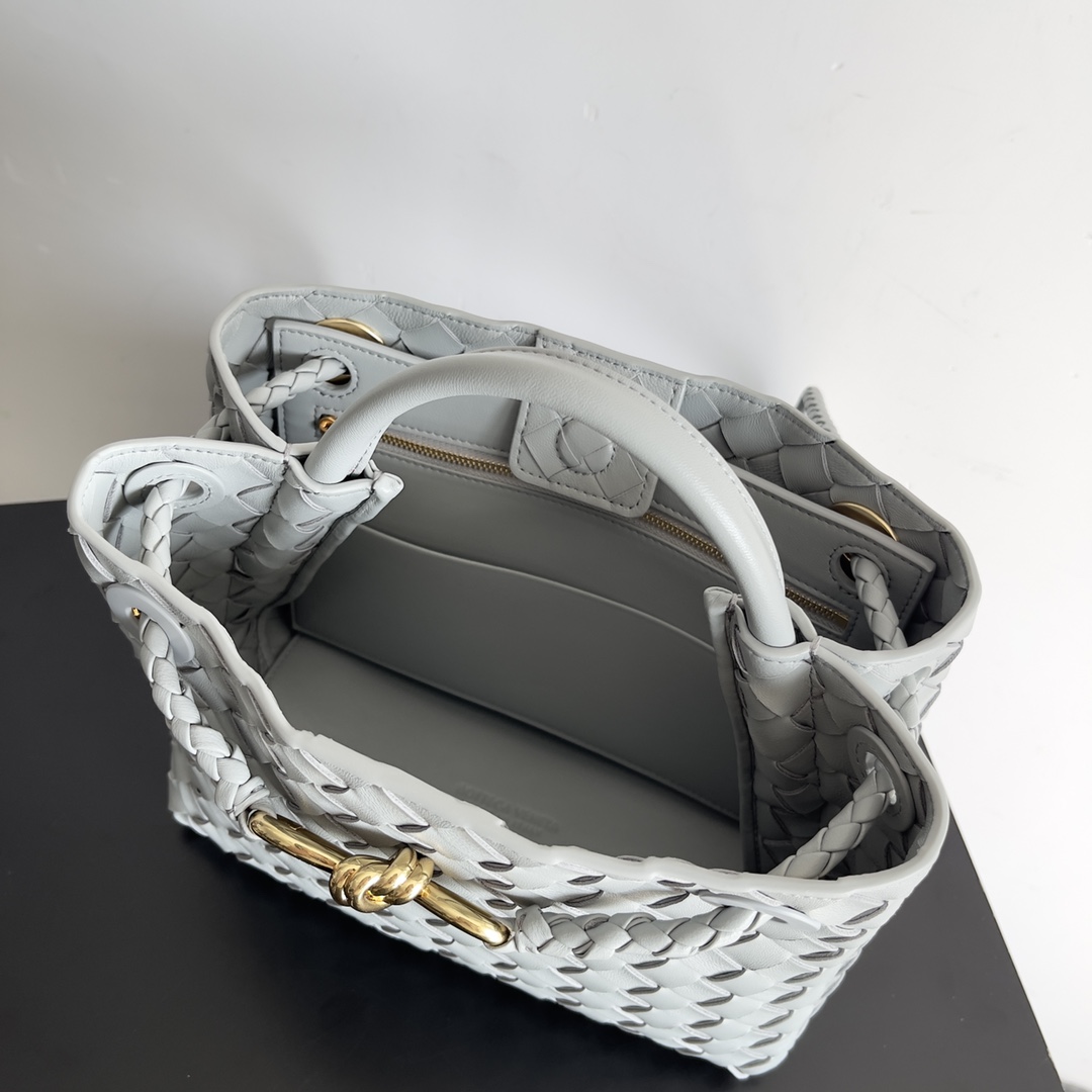[TOP] Bottega Veneta BV Andiamo Bag Lambskin 25x22x10.5cm - Grey - 711 Luxury