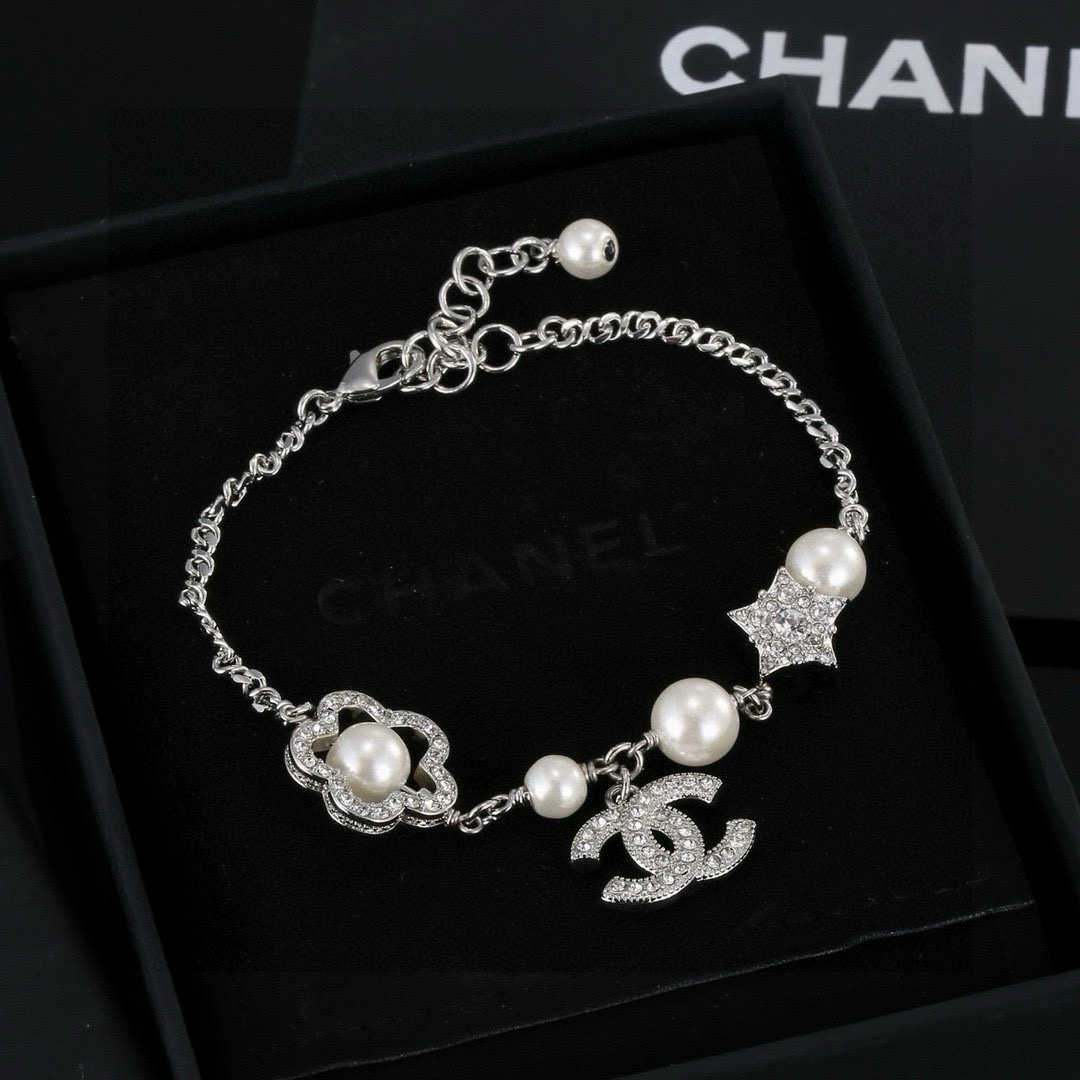 [TOP] CHANEL Bracelet - Sliver - 711 Luxury