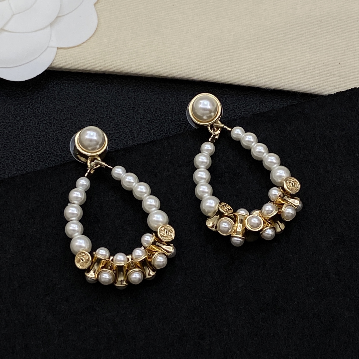 [TOP] CHANEL Earrings - Gold - 711 Luxury