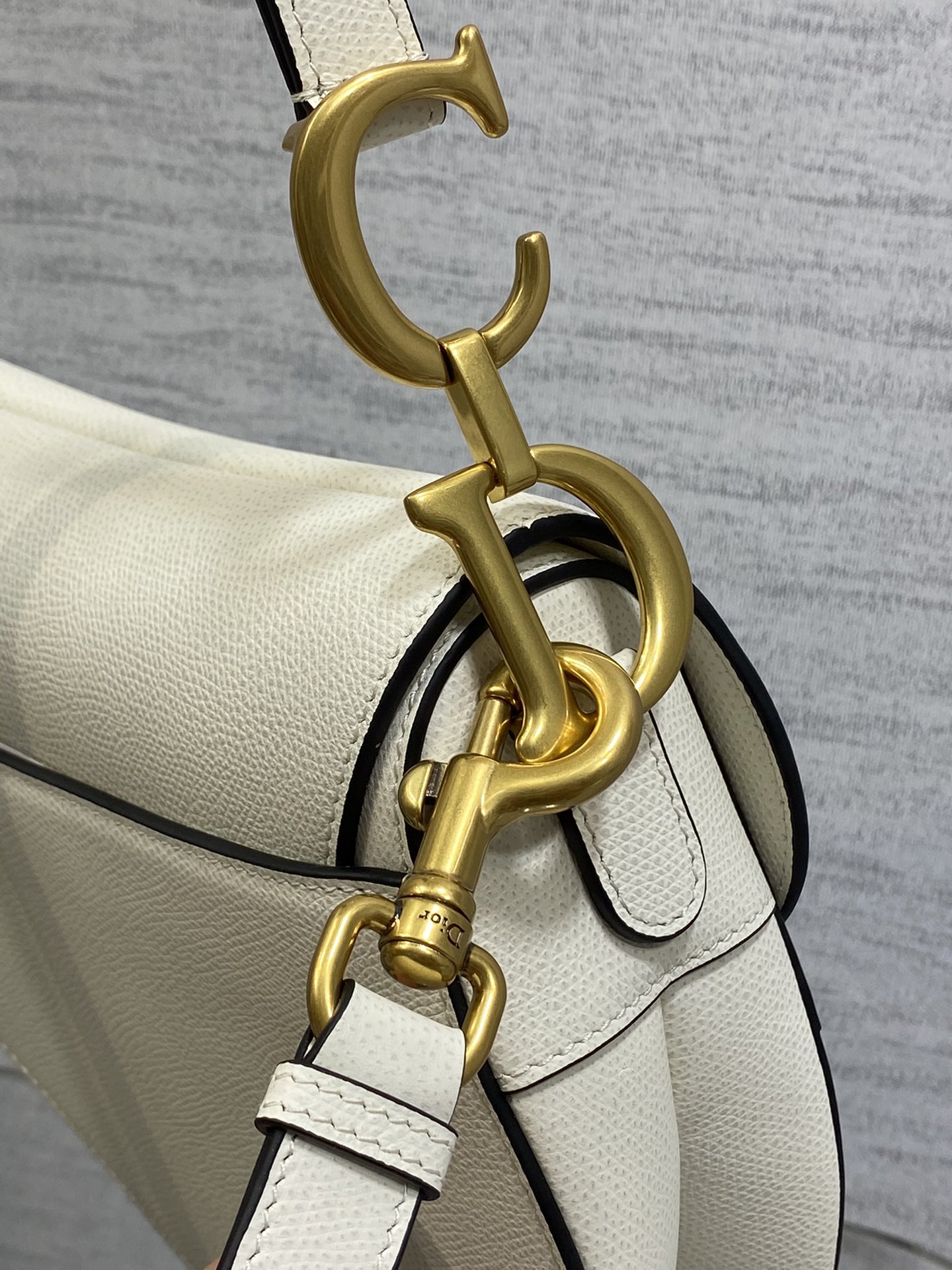 [TOP] Christian Dior Saddle Bag 25cm - White - 711 Luxury