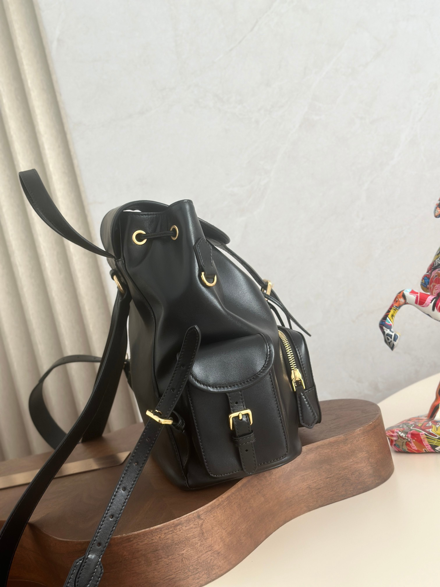 [TOP] Miu Miu Backpack Calfskin 29.5x25x12.5cm - Black - 711 Luxury