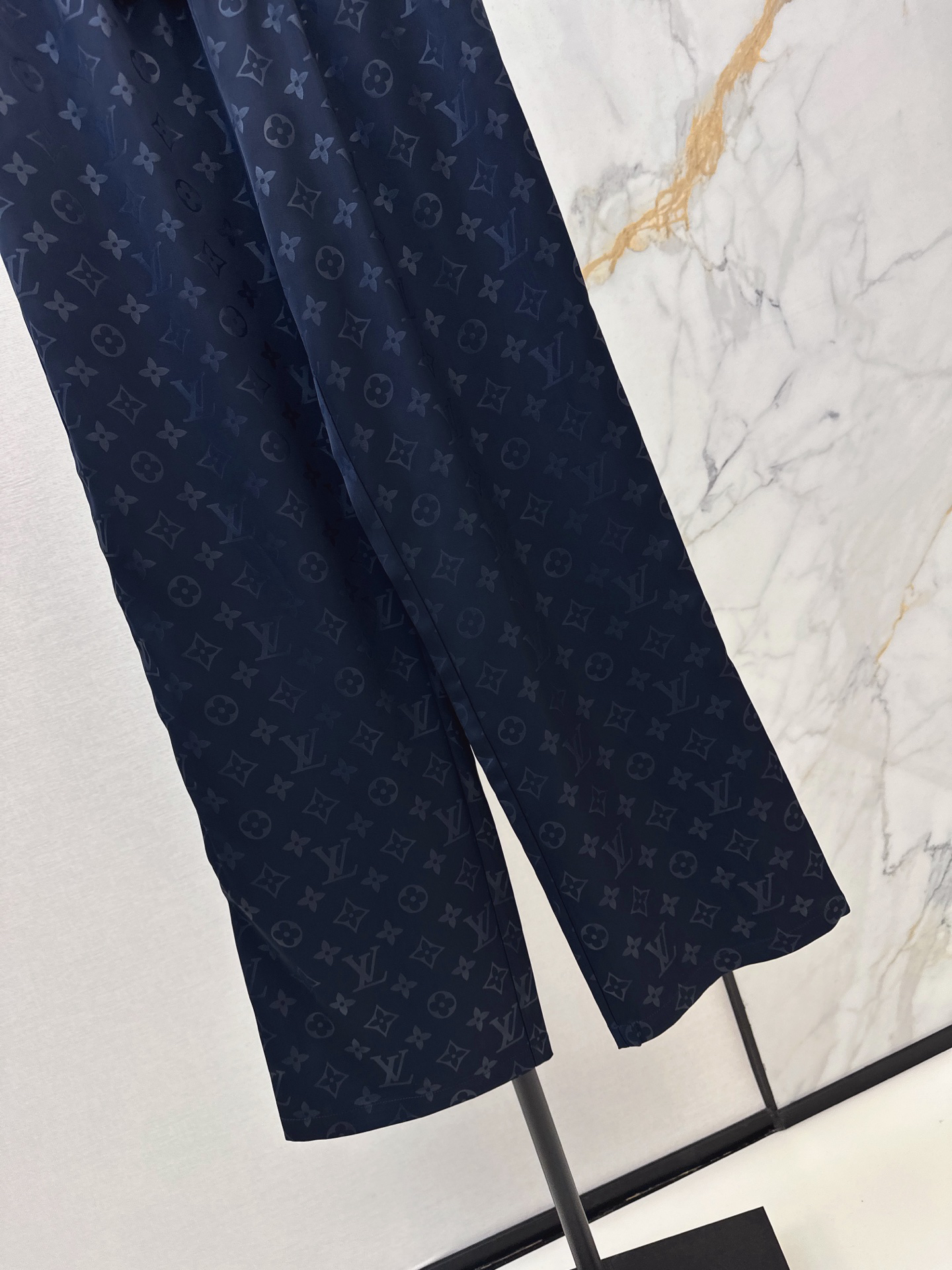 [TOP] Louis Vuitton LV Pants - Navy Blue