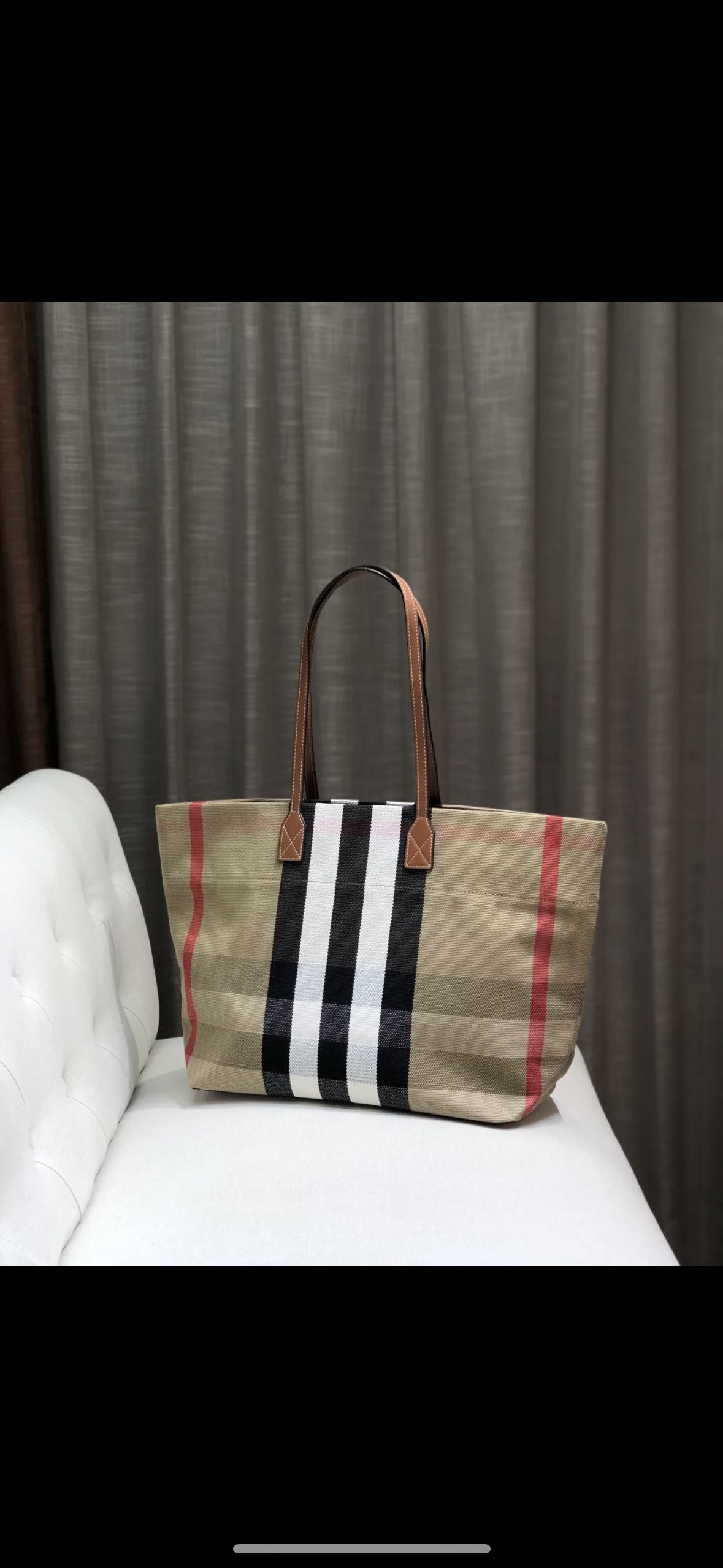 [TOP] BURBERRY Tote Bag 35.5x30.5x14.5cm - Khaki - 711 Luxury