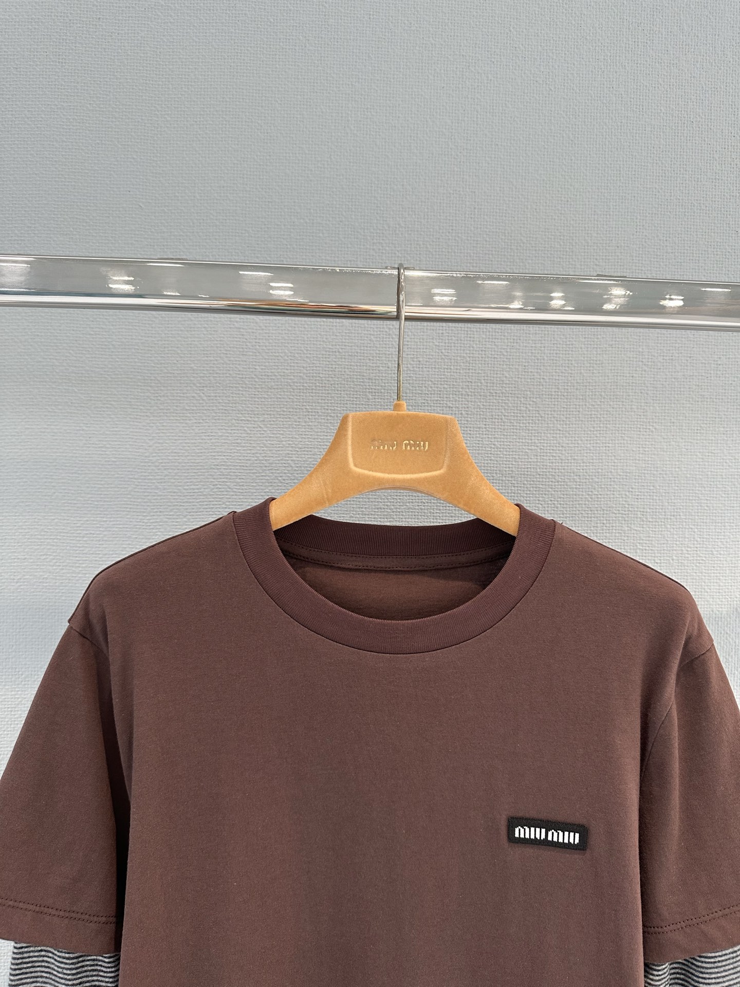 [TOP] Miu Miu Long-sleeved T-shirt - Brown - 711 Luxury