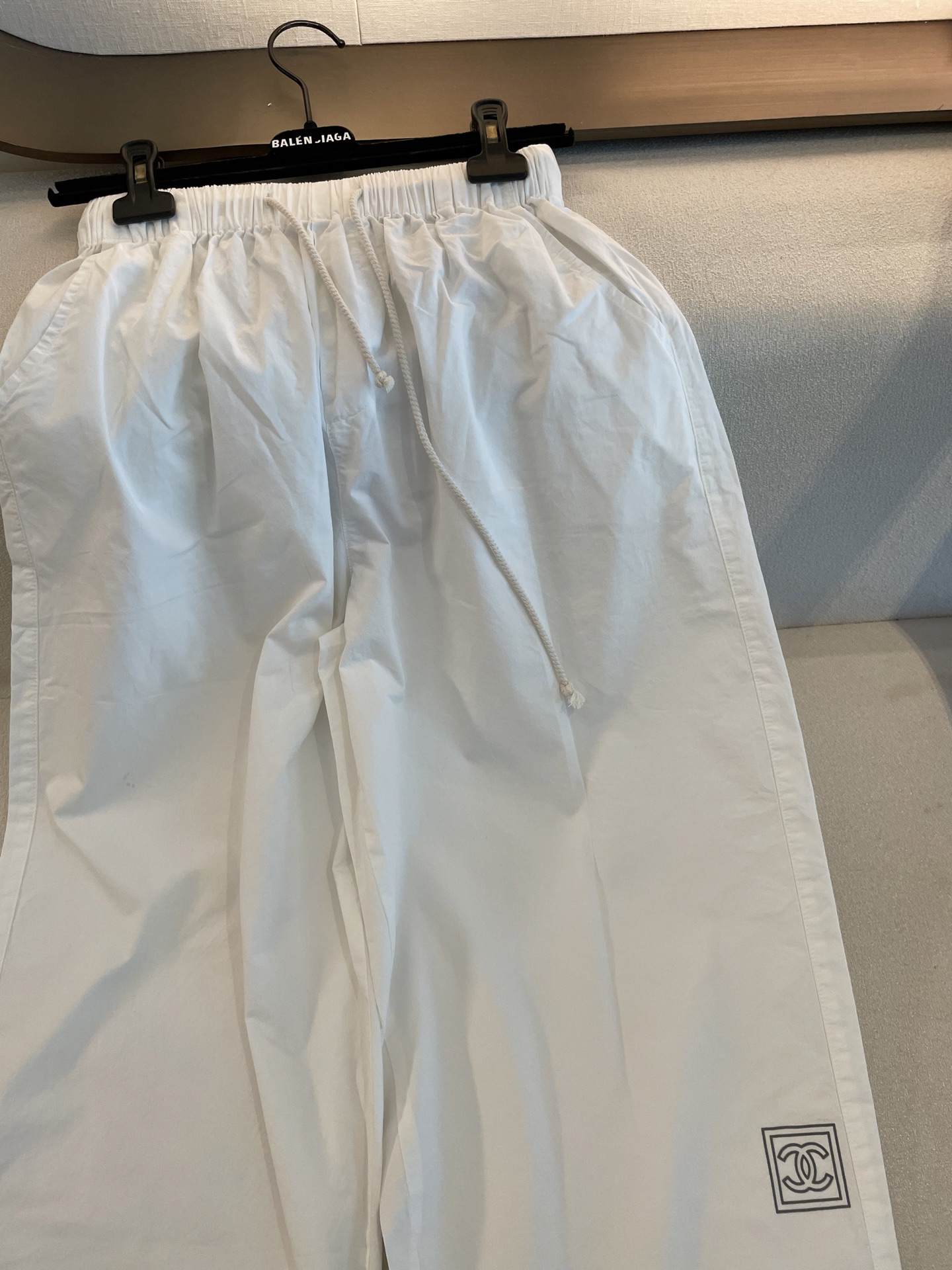 [TOP] CHANEL Pants - White