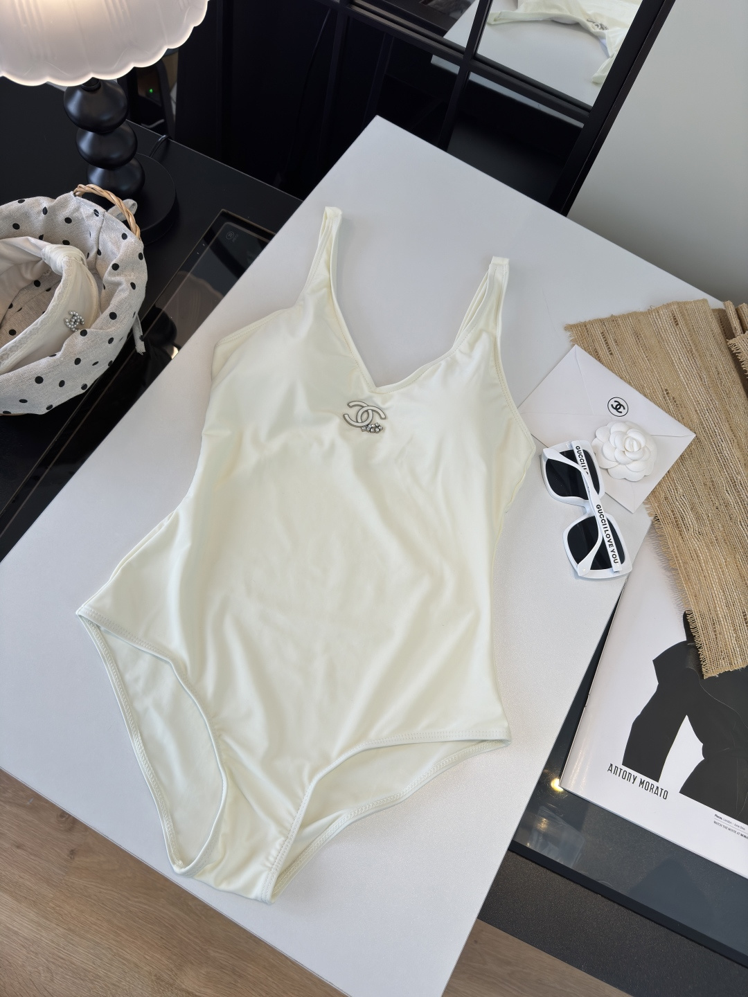 [TOP] CHANEL One-Piece Swimsuit - White