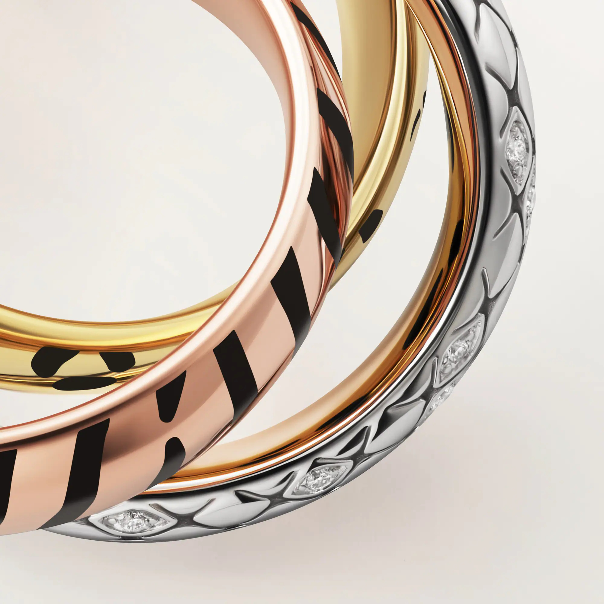 Carty Three Circles Ring, Three Tone, Lacquer, Half-Paved