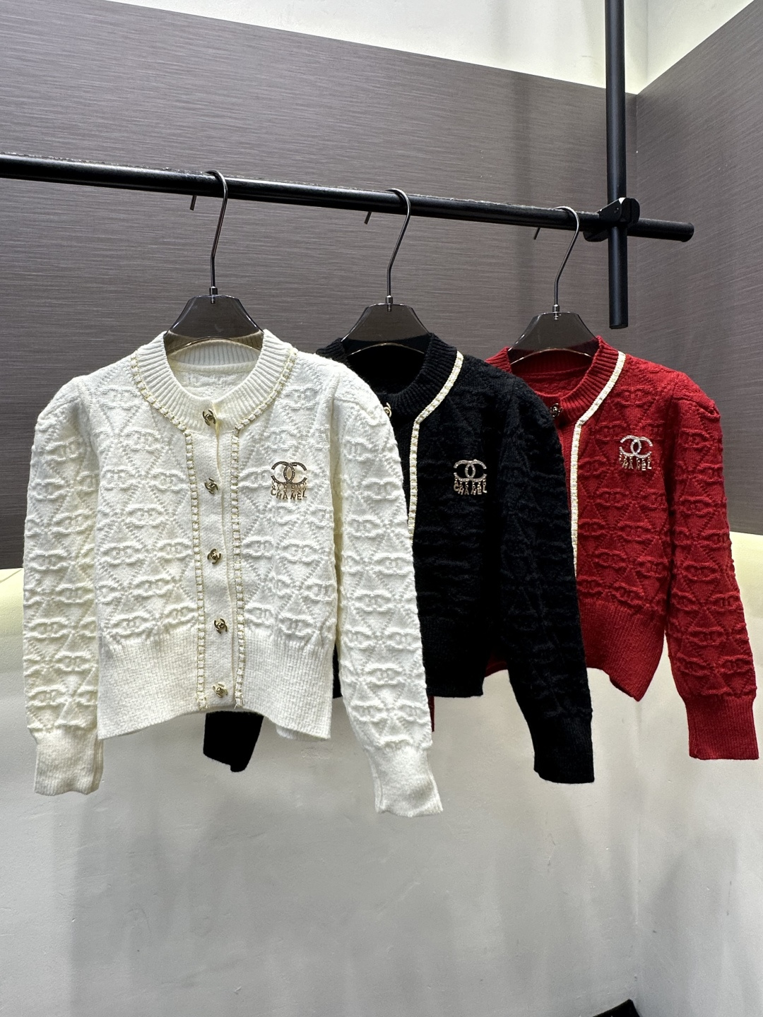 [TOP] CHANEL Knit Cardigan - 3 Color - 711 Luxury