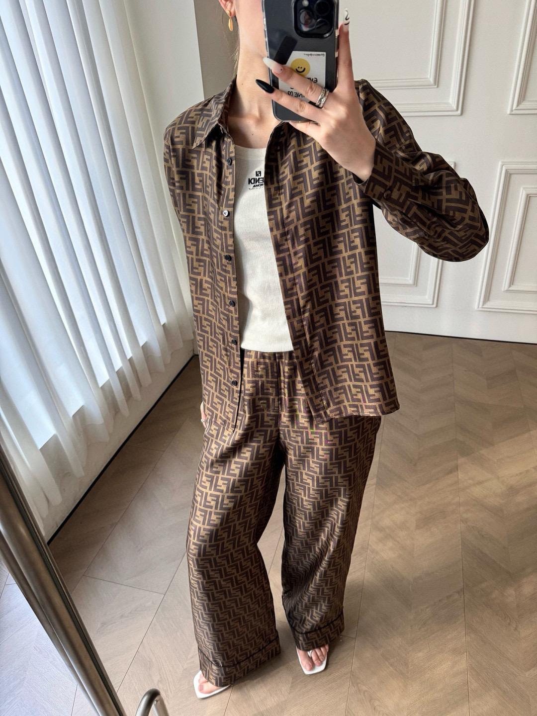 [TOP] FENDI Suit -Brown