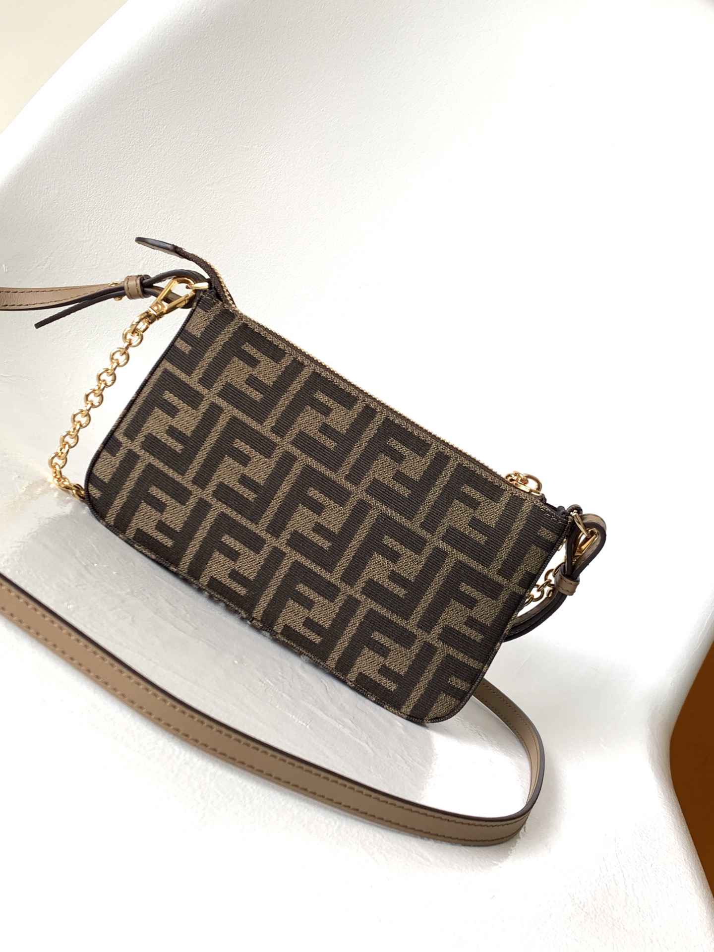 [TOP] FENDI Baguette Handbag 20-3-13cm - Brown - 711 Luxury