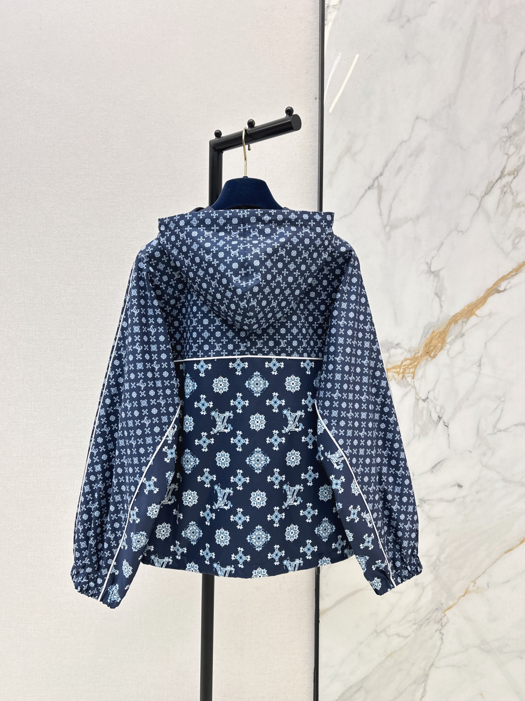 [TOP] Louis Vuitton LV Hooded Zip-Up Monogram Trench Coat - Navy Blue