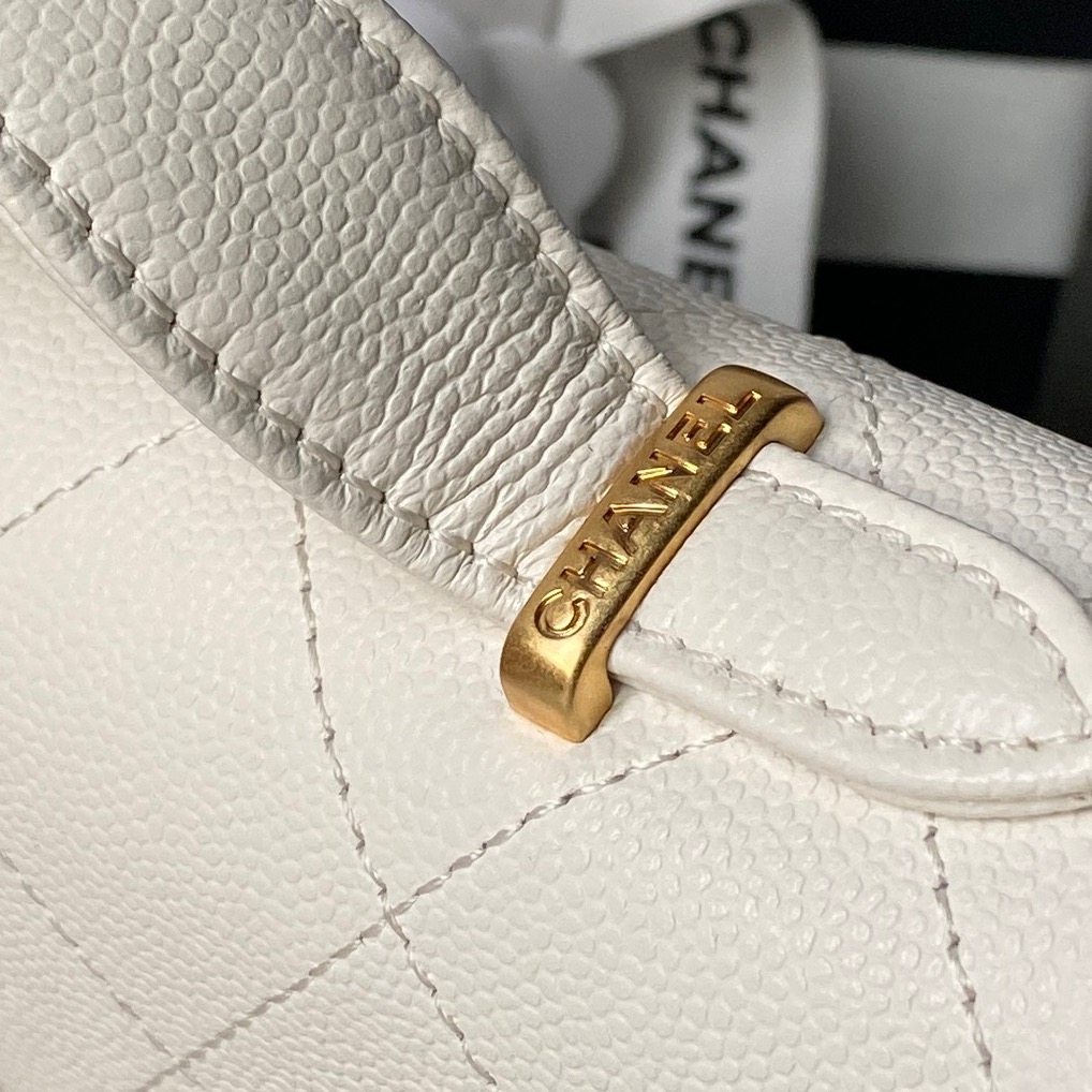 [TOP] CHANEL Handle Bag Calfskin 11.5x19.5x5 cm - White