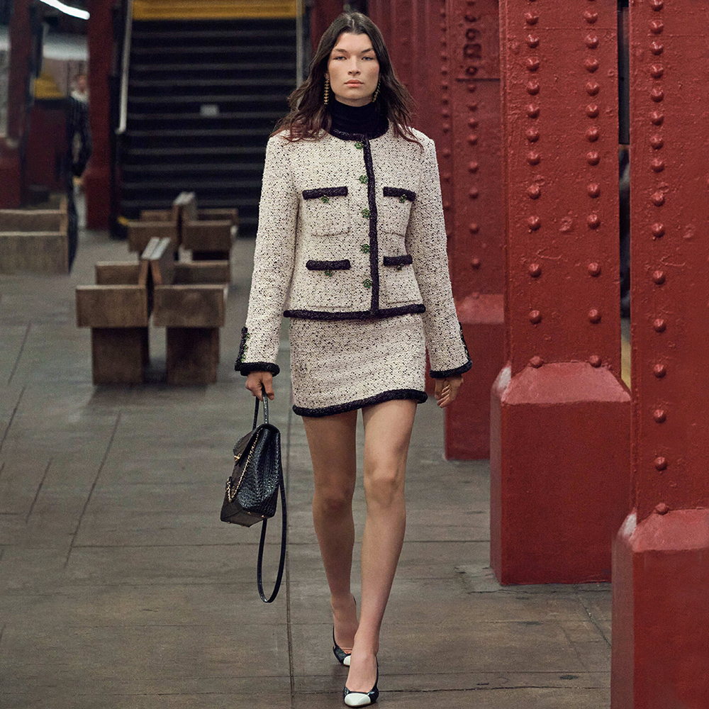 Chanel black Clothing CHANEL Jacket and Short Skirt Tweed White Black #394431 | Nigo Office