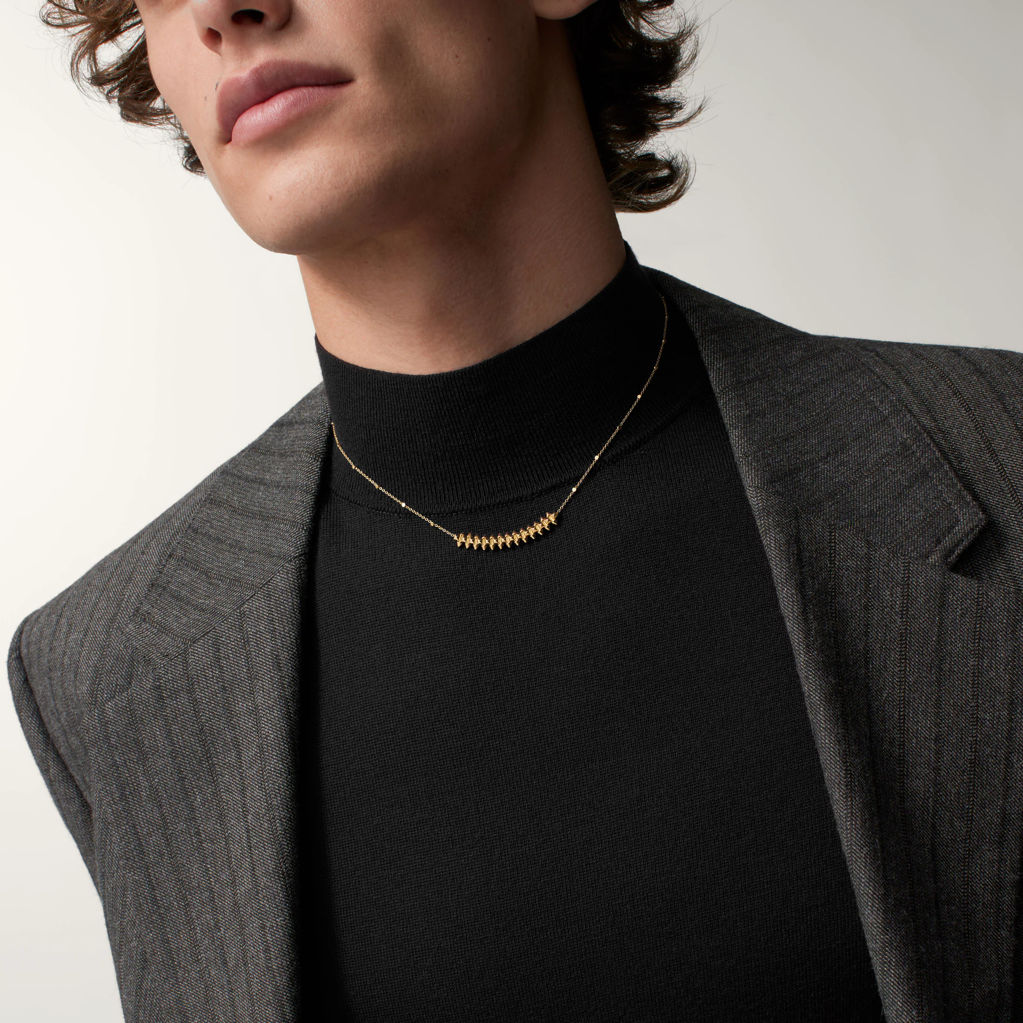 Carty Bullet Necklace, Yellow Gold, Geometric Mesh