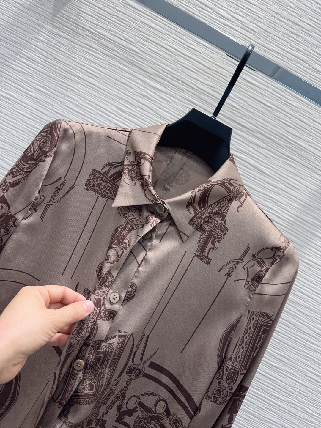 [TOP] HERMES Suit - Brown