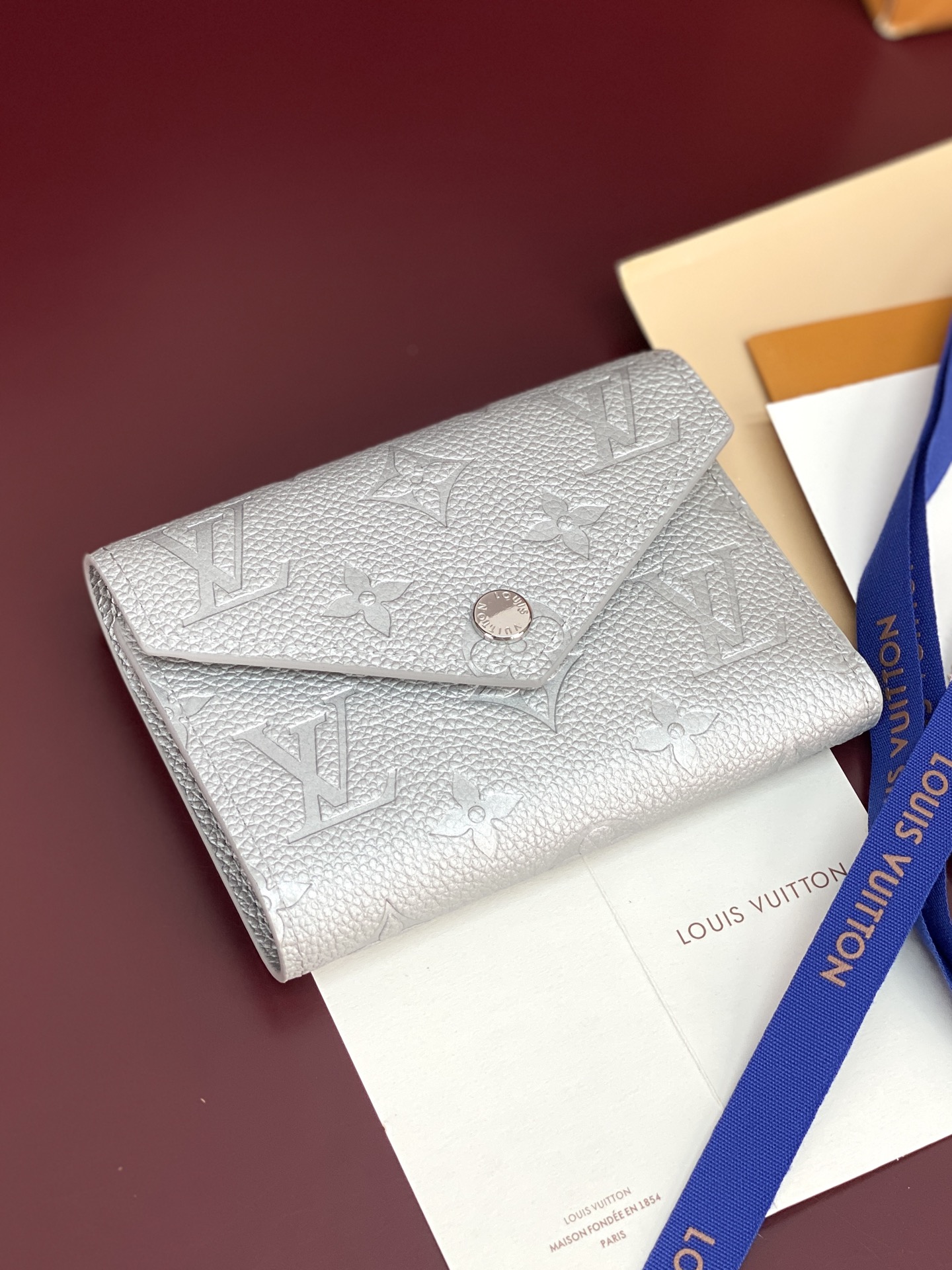 [TOP] Louis Vuitton LV Monogram Empreinte Wallet 12x9.5x2.5cm - Pearl Silver