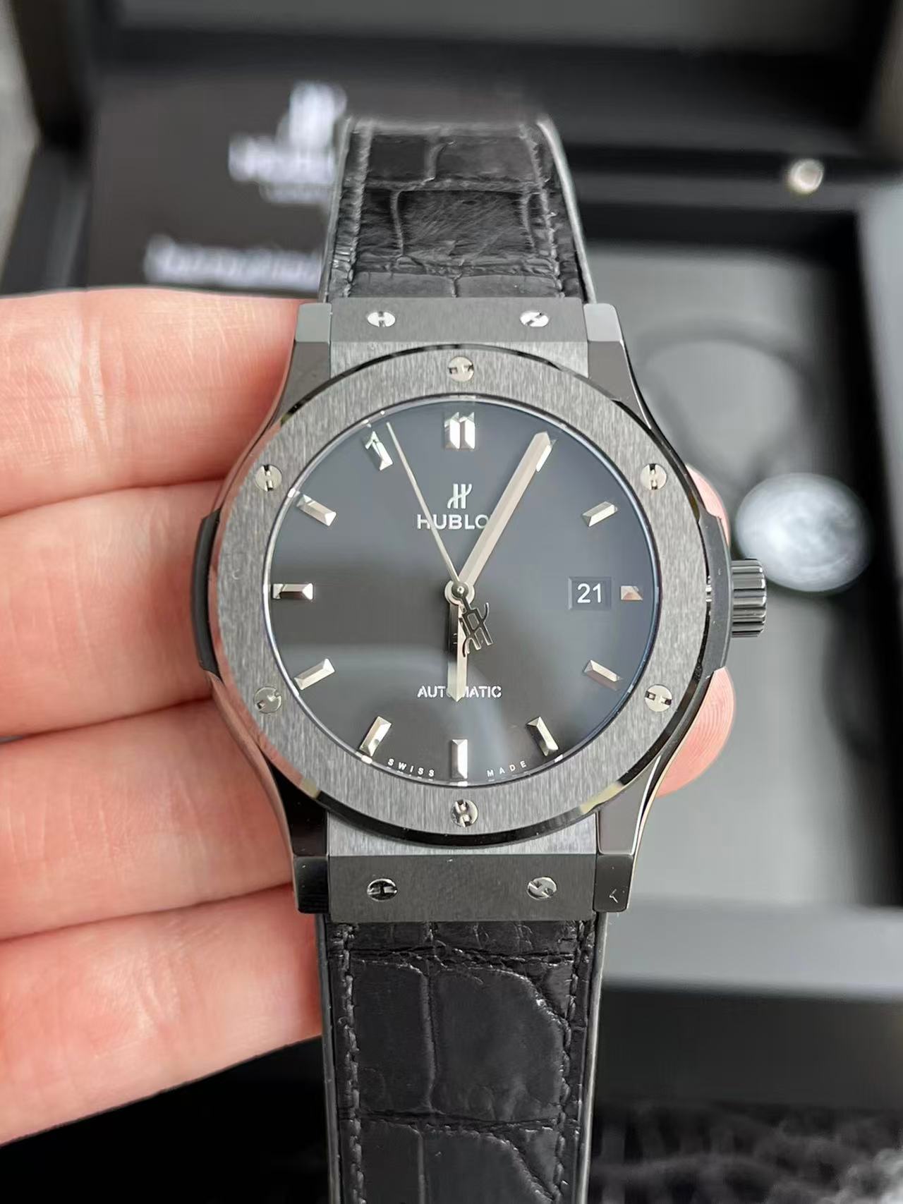 [TOP] HVBLOT Black Ceramic Watch - Black - 711 Luxury