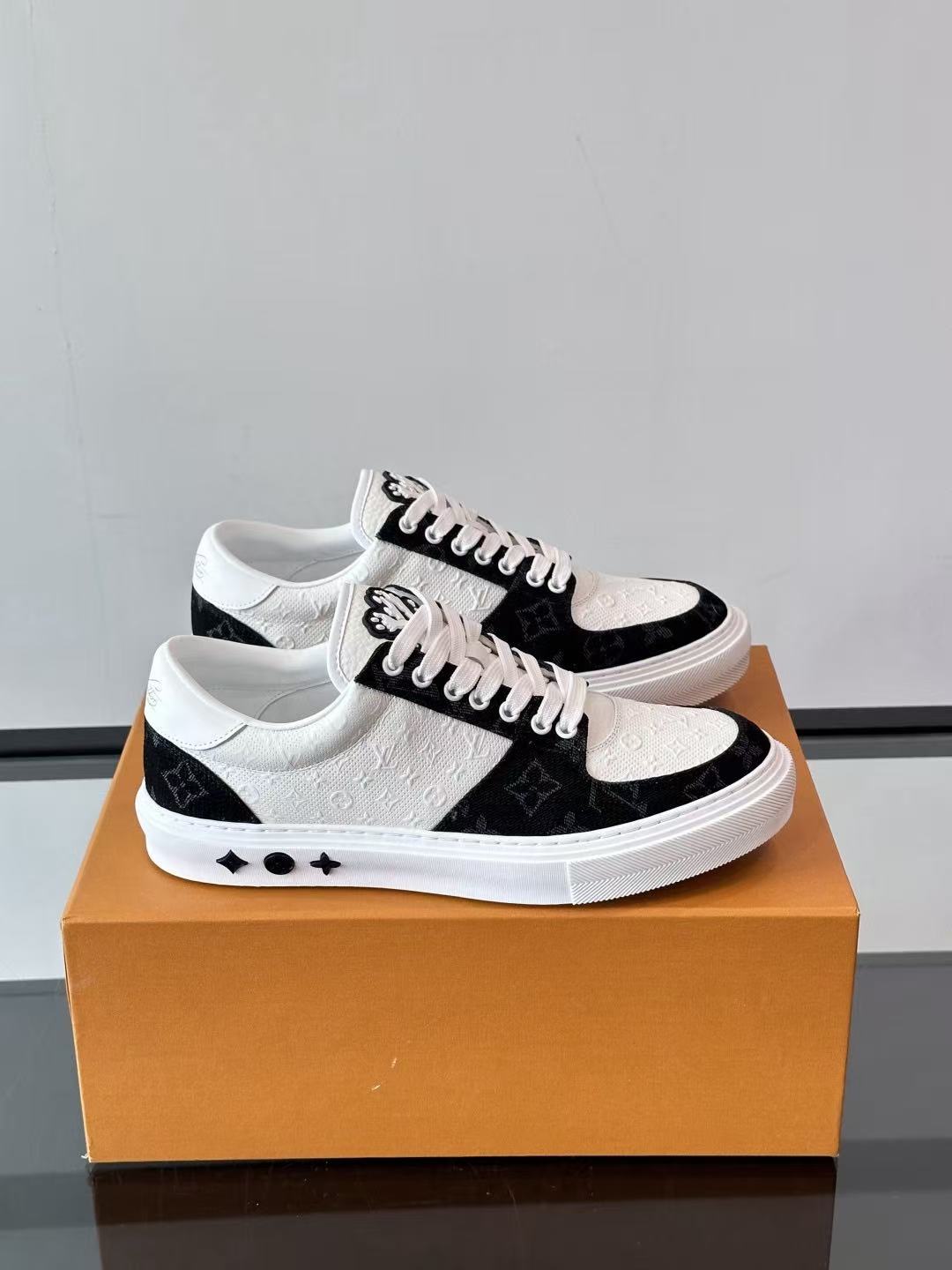[TOP] Louis Vuitton LV Men's Casual Shoes - White - 711 Luxury