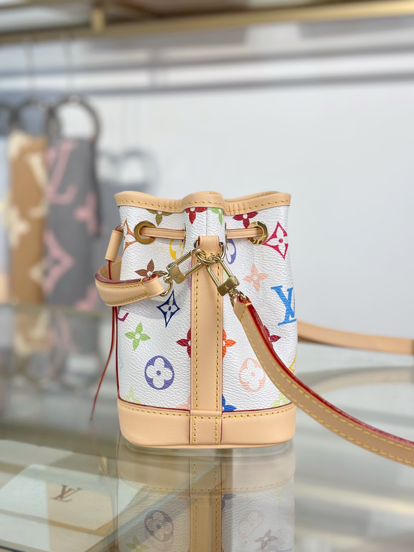 [TOP] Louis Vuitton LV x TM NANO NOÉ Bag Monogram 16x13x10cm - White