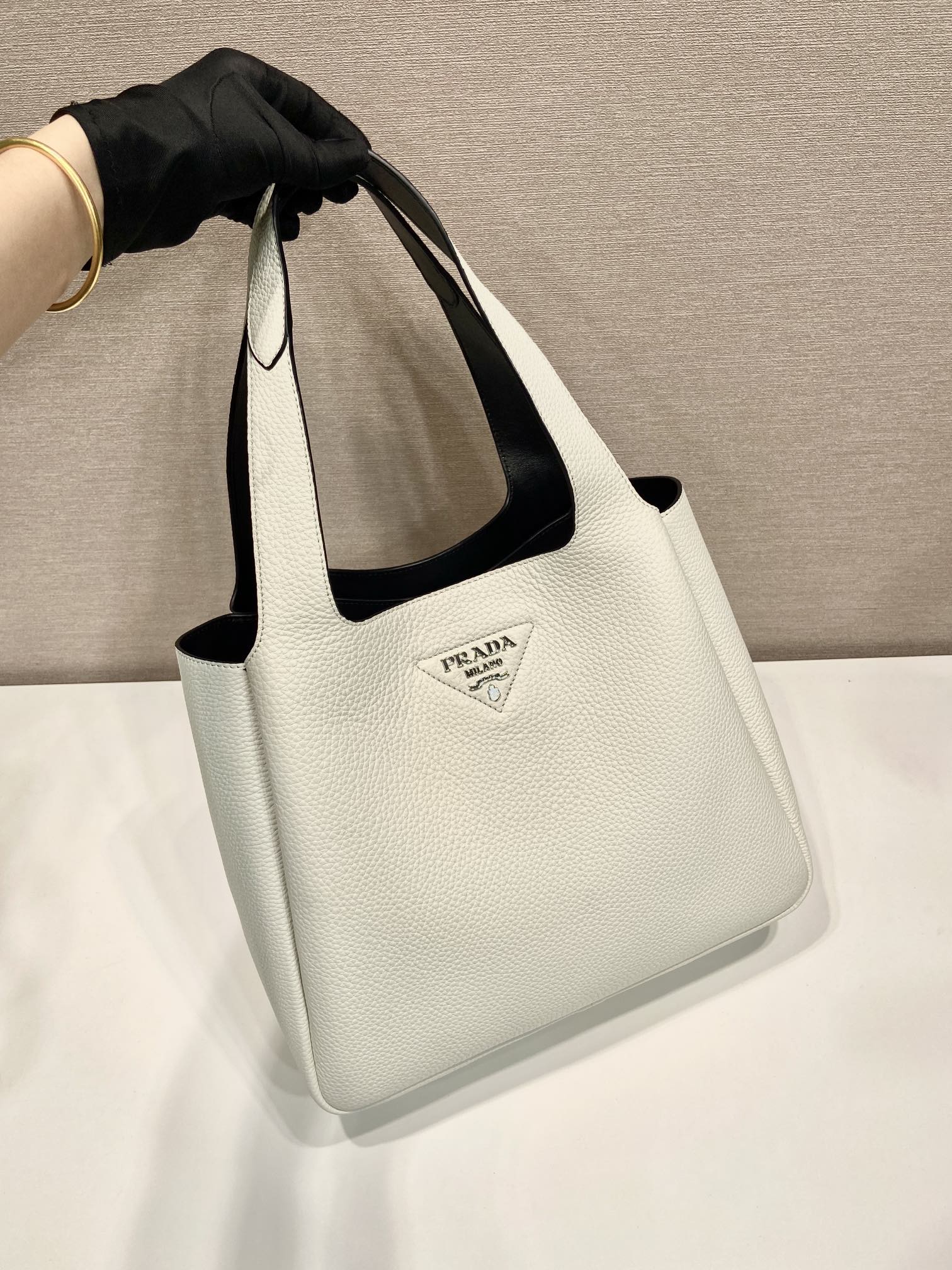[TOP] PRADA Vegetable Basket Bag 32x27x14cm - Beige - 711 Luxury