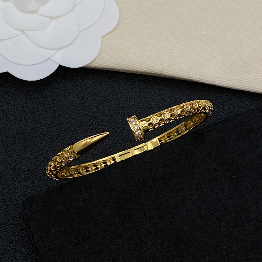 [TOP] Cartier Bracelet - Gold