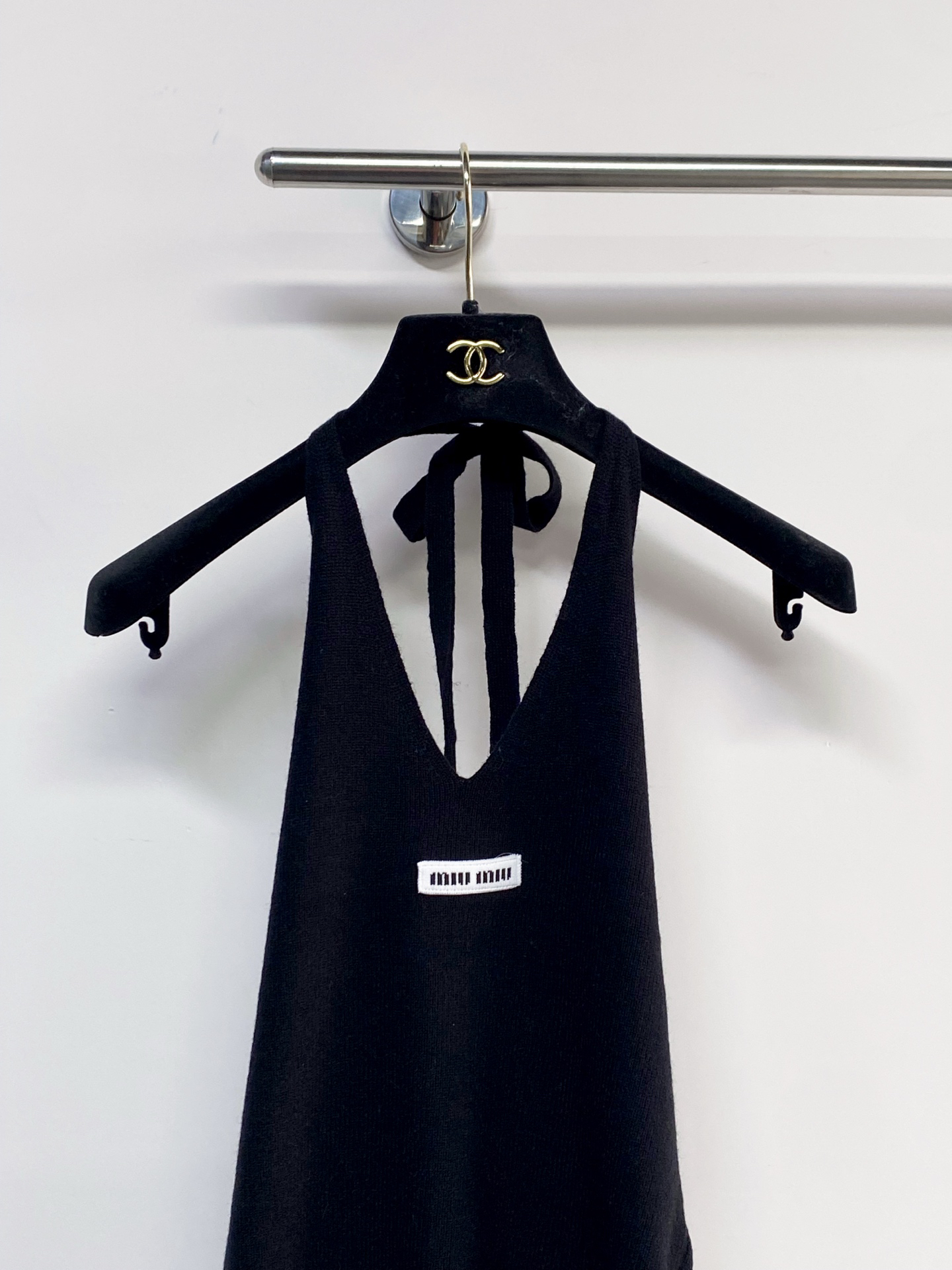 [TOP] Miu Miu Knit Vest - Black