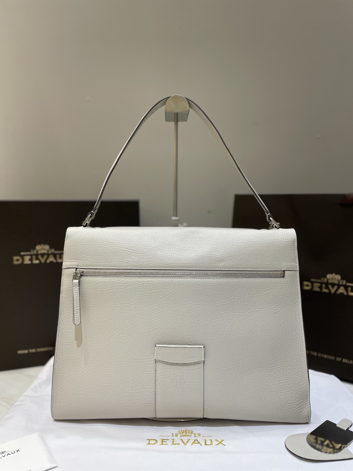 [TOP] Delvaux Tem Bag Cowhide 37.5x28x13.5cm - White - 711 Luxury