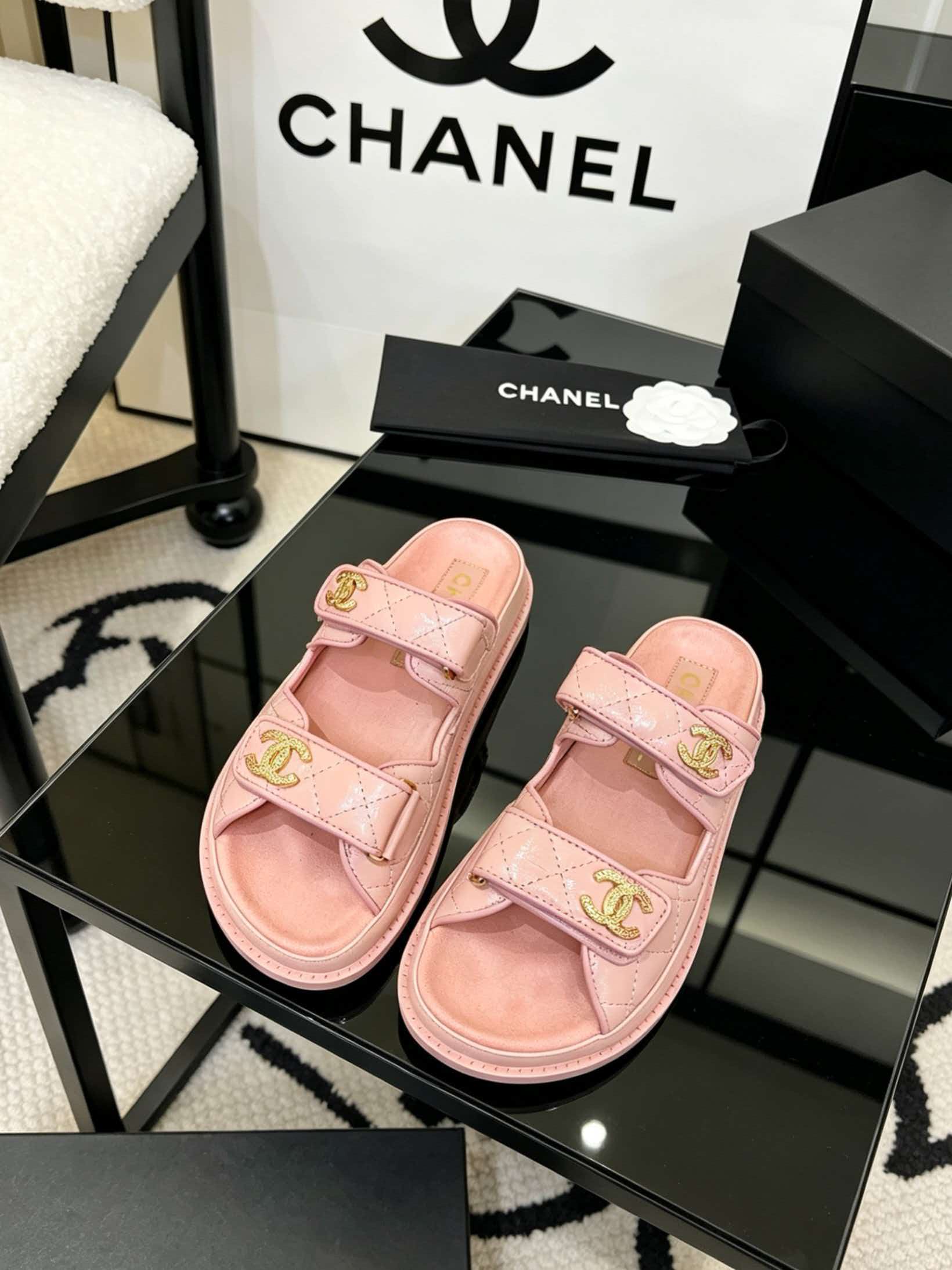 [TOP] CHANEL Sandals - Pink - 711 Luxury