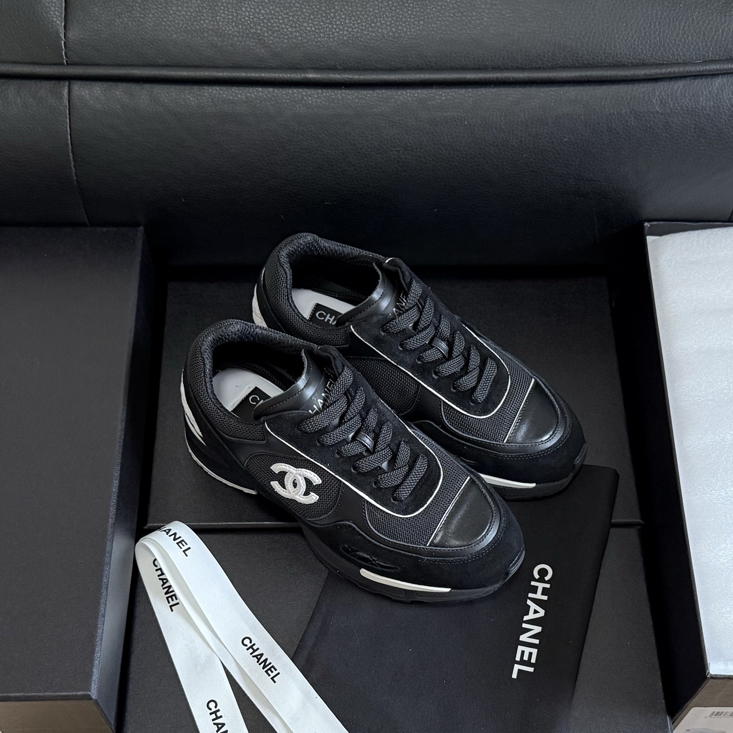 [TOP] CHANEL Sneakers - Black - 711 Luxury