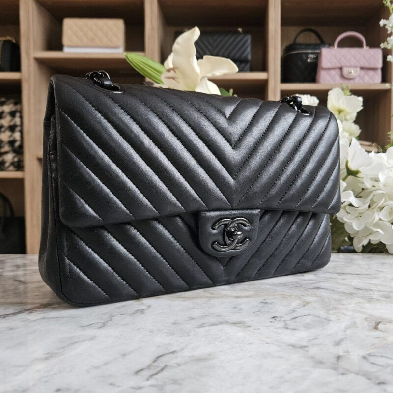 [TOP] CHANEL Classic Flap Bag 25cm –Black
