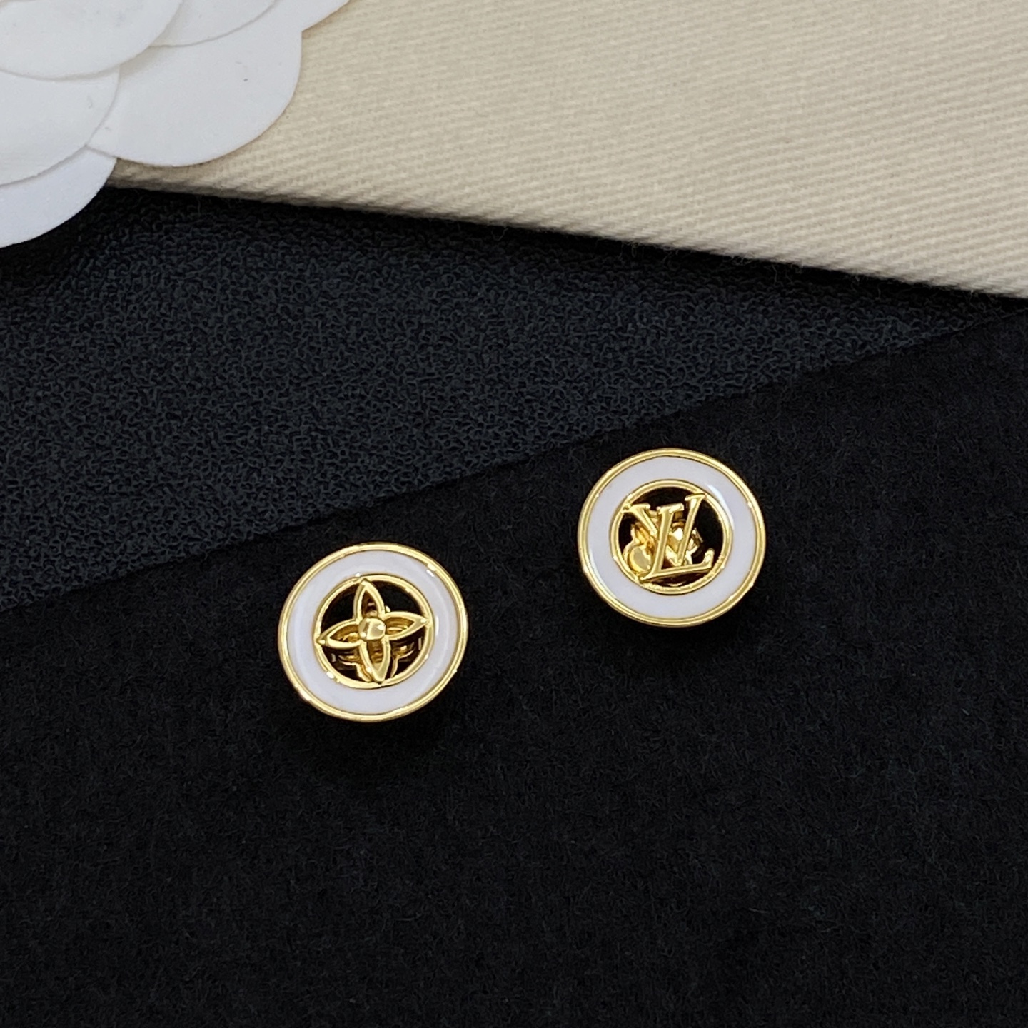 [TOP] Louis Vuitton LV Earrings - 2 Color - 711 Luxury