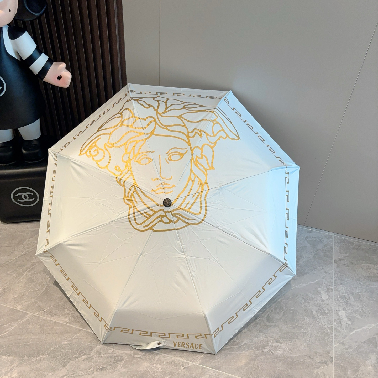 [TOP] VERSACE Umbrella - White - 711 Luxury