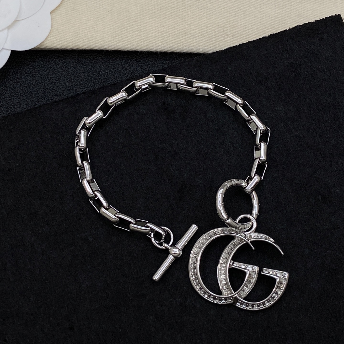 [TOP] GUCCI Bracelet - 2 Color - 711 Luxury