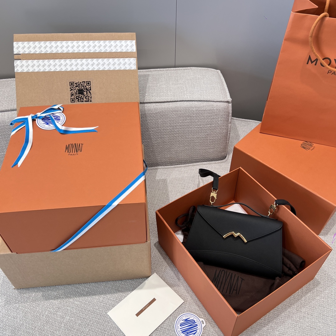 [TOP] MOYNAT Gabrielle Clutch Bag Cowhide 26x16.5x5cm - Black - 711 Luxury