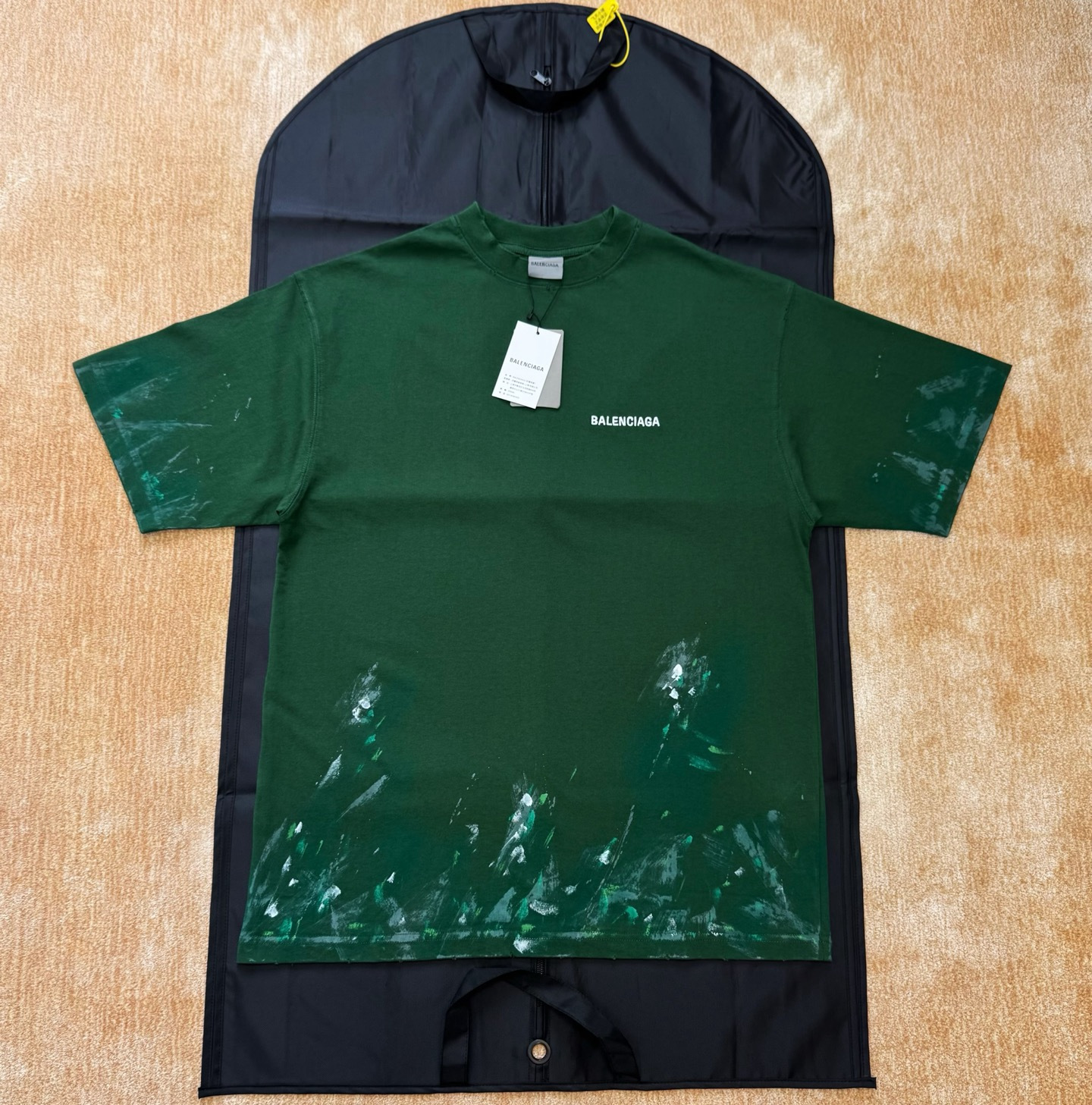 Balenciaga green Accessory Balenciaga Splash Green Round Neck Short Sleeves #388193 View 2 | Nigo Office
