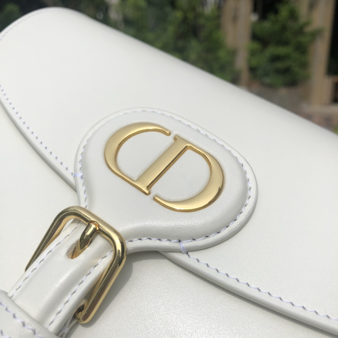 [TOP] Christian Dior Bobby Bag Calfskin 22x17x6cm - White