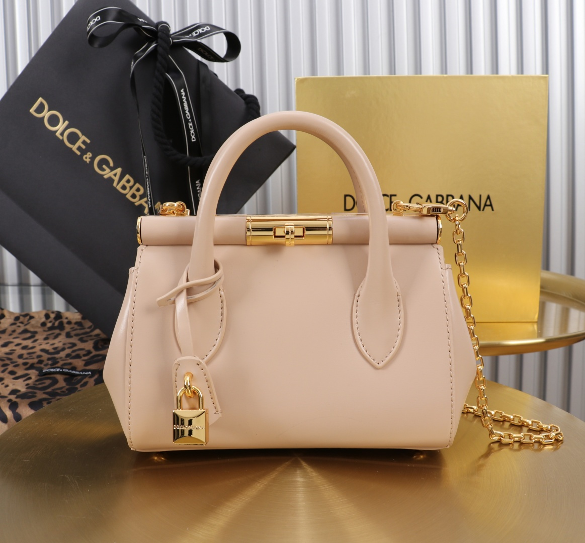 [TOP] Dolce & Gabbana D&G Marlene Bag Calfskin 19x13.5x7cm - Pink - 711 Luxury