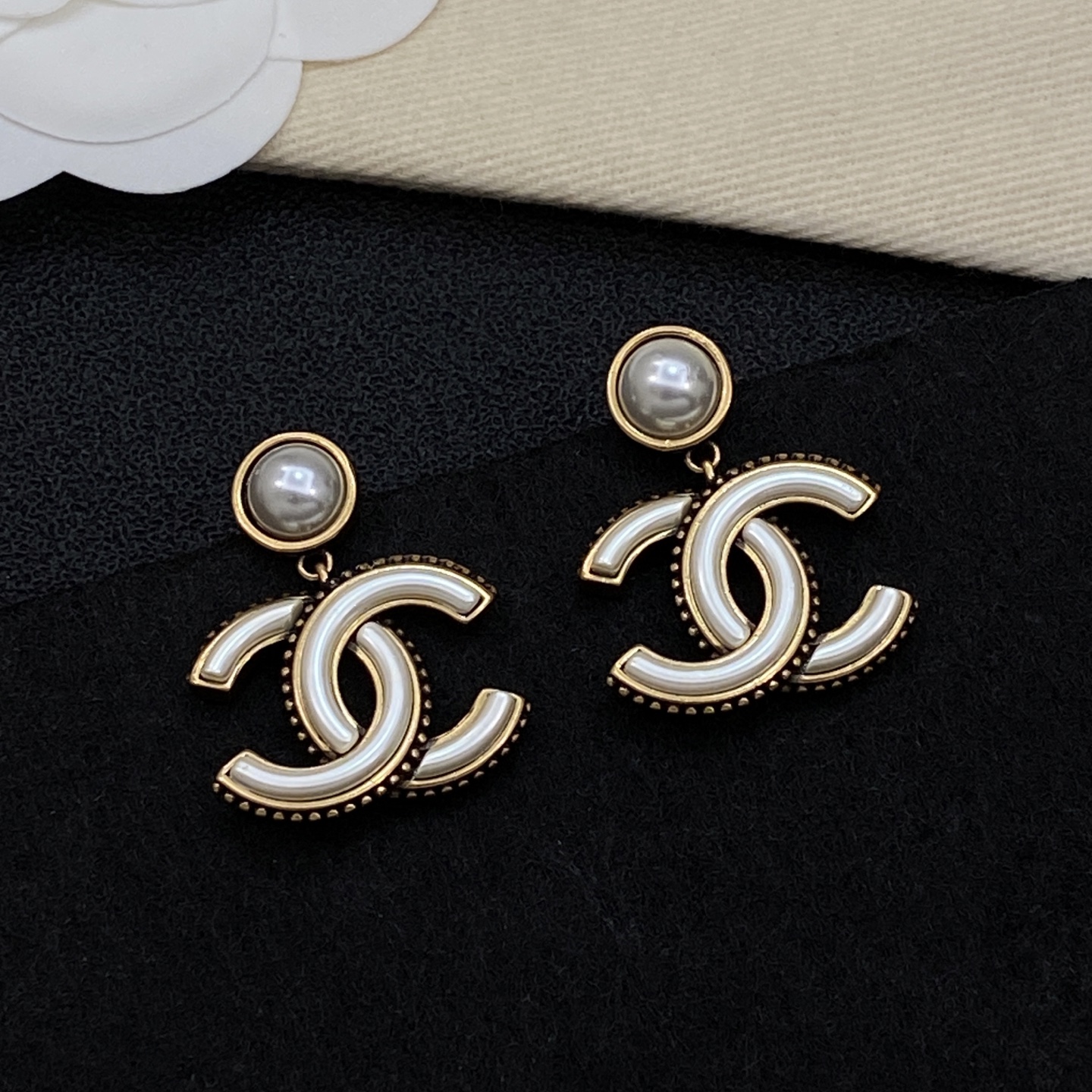 [TOP] CHANEL Earrings - Gold - 711 Luxury
