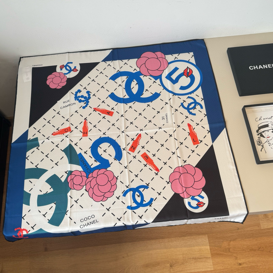 [TOP] Chanel Silk Scarf 90x90cm - 3 Colors