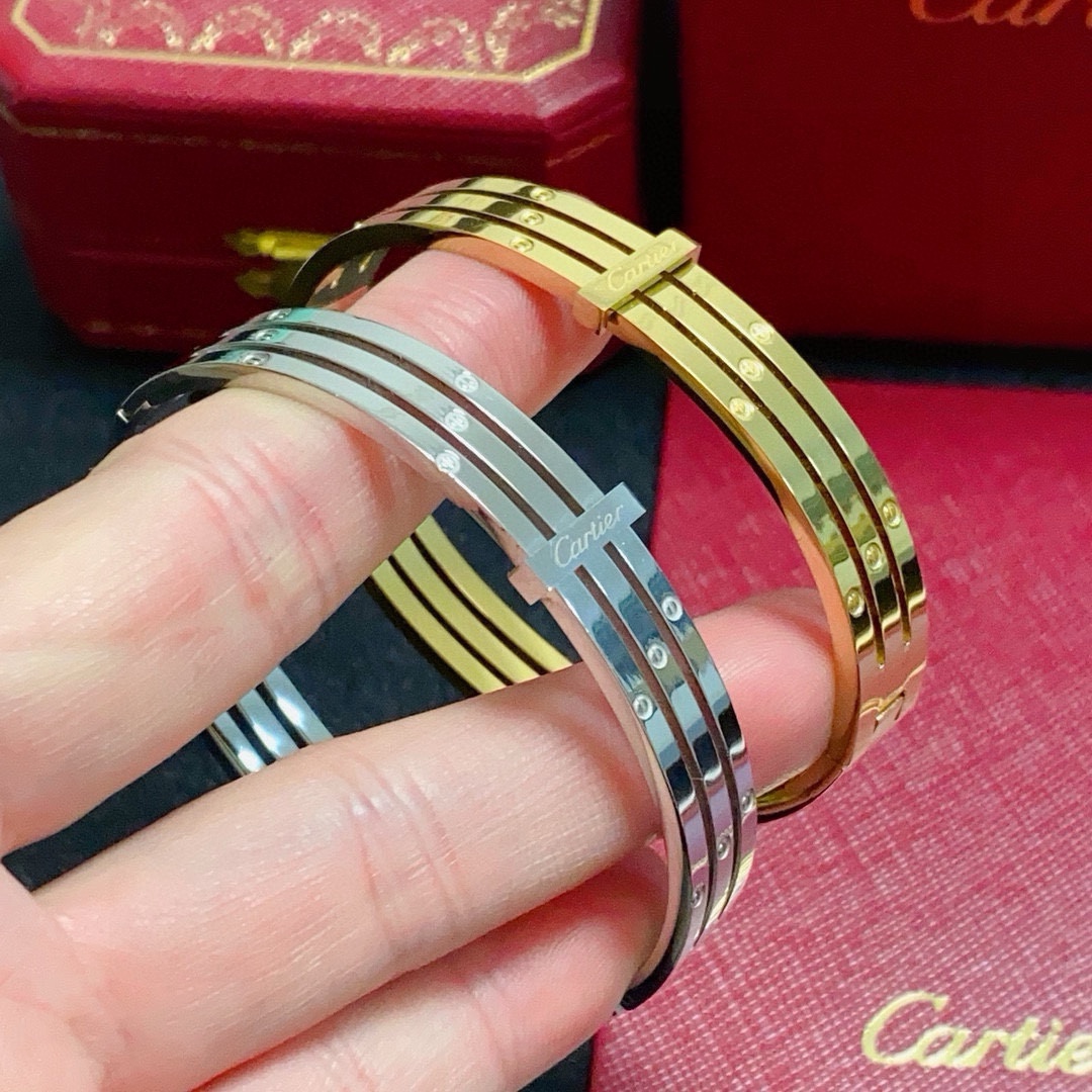 [TOP] Cartier Bracelet - 2 Colors