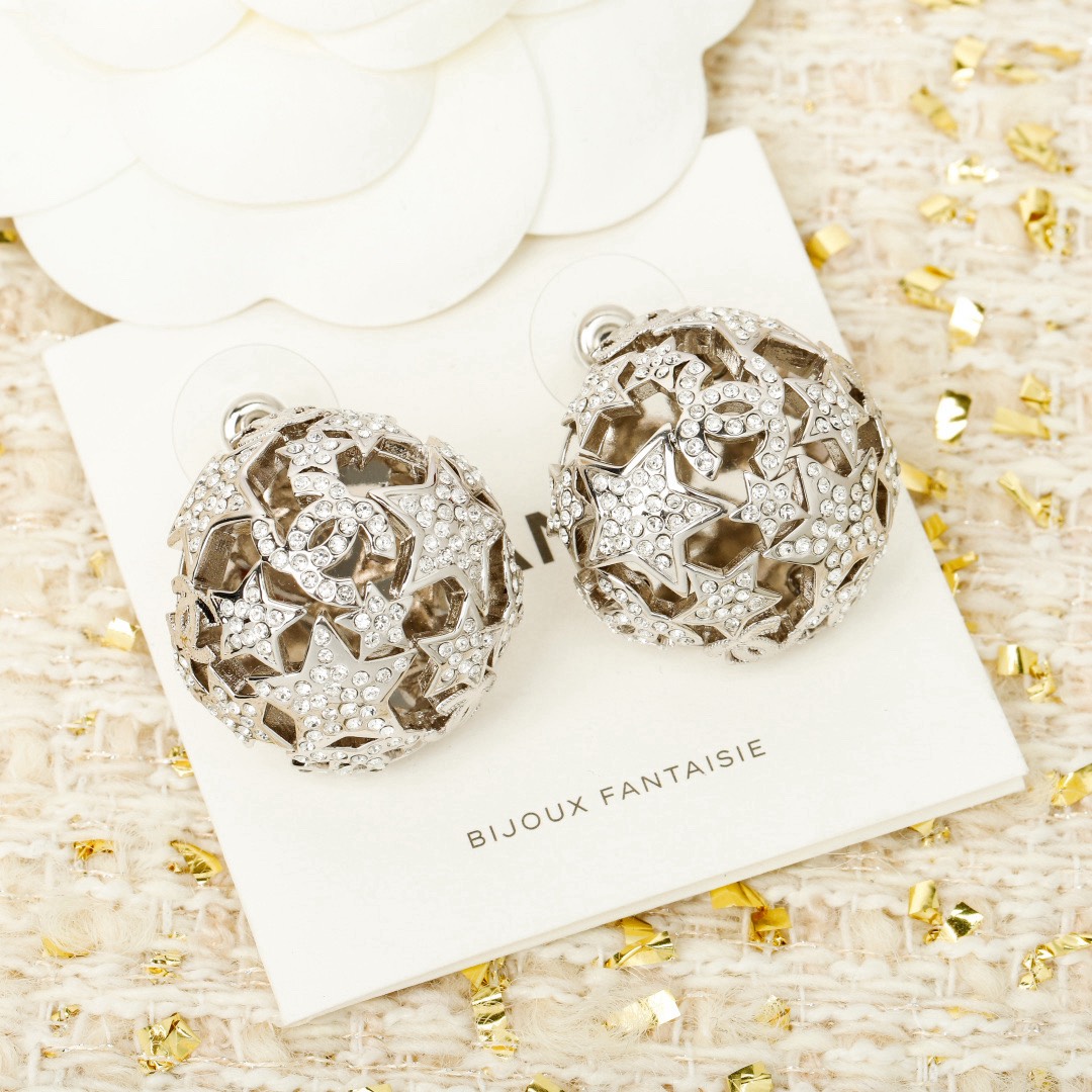 [TOP] CHANEL Earrings - Silver