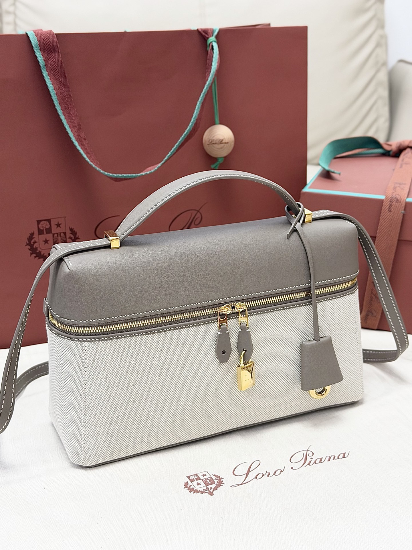 [TOP] Loro Piana Extra Bag L27 Handbag 27 x 16 x 10 cm - Grey - 711 Luxury