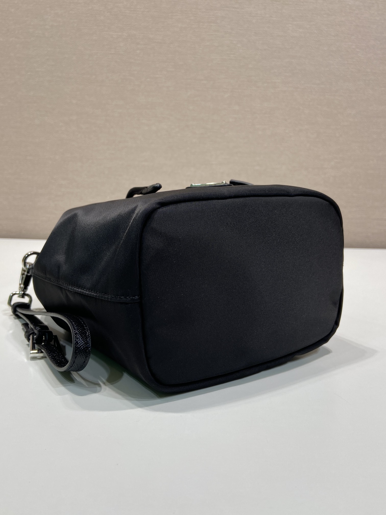 [TOP] PRADA Re-Nylon Bag 15.5x23x10cm - Black - 711 Luxury
