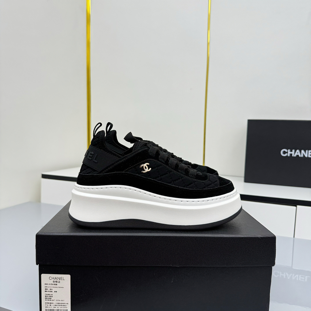[TOP] CHANEL Sneakers - Black