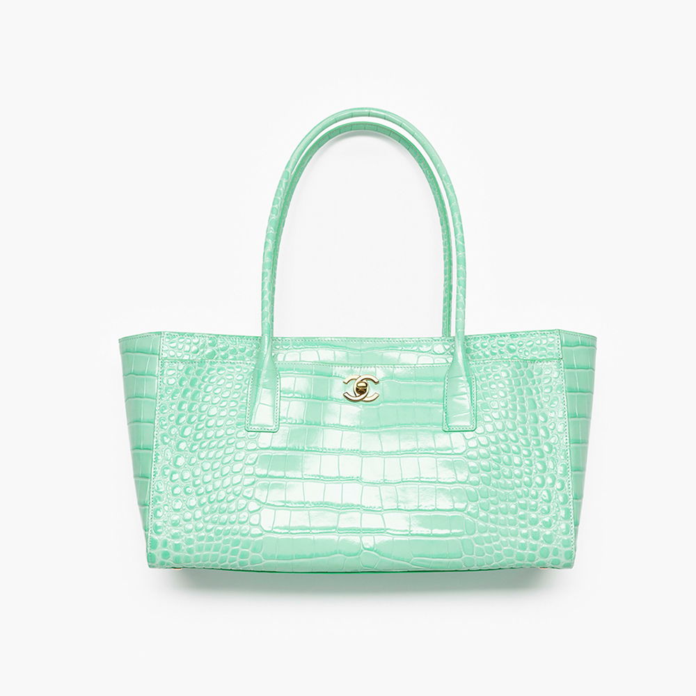CHANEL Small Shopping Bag Crocodile Embossed Calfskin Gold-tone Metal Green #386454